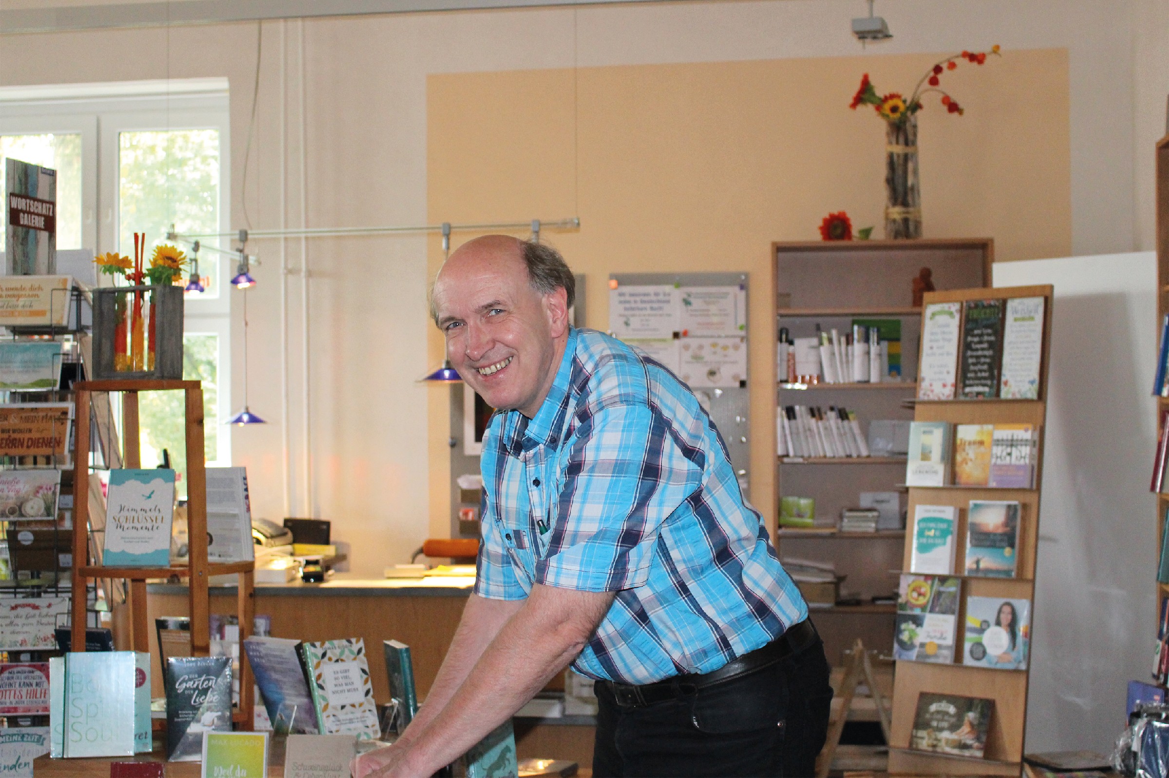 Organisationstalent: Ralf Matreitz hat mehrmals die Kirchentagsbuchhandlung betreut. (Foto: Imanuel Buchhandlung)