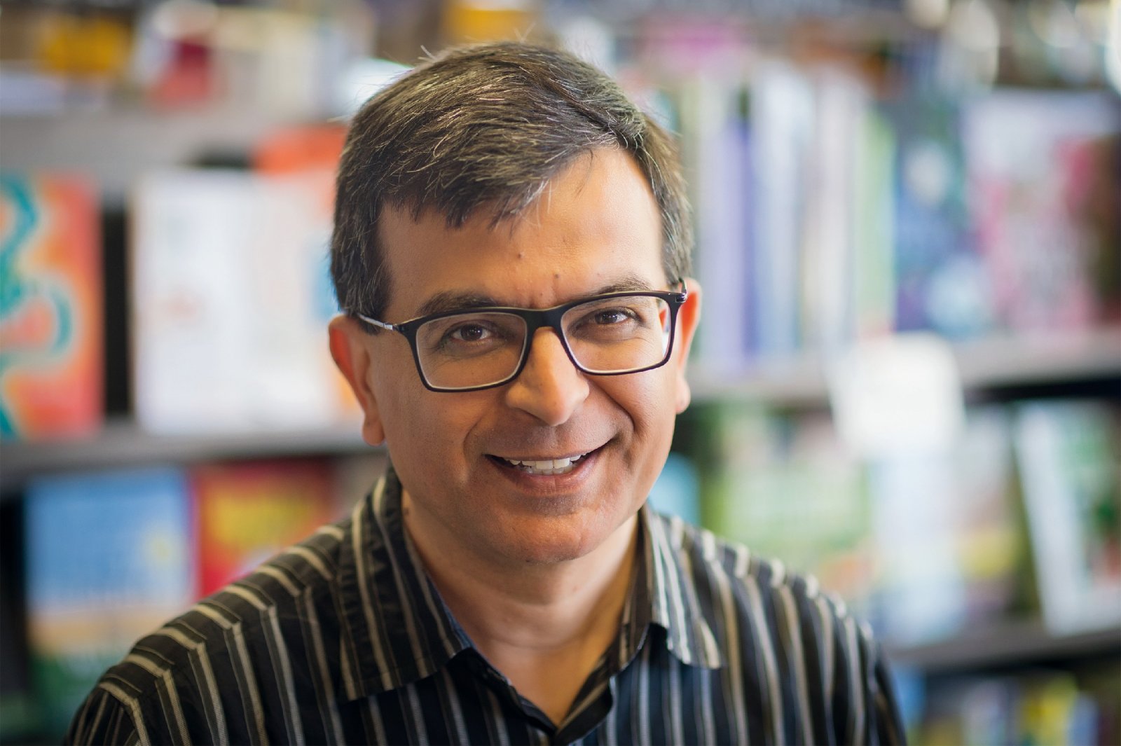 Praveen Madan hat eine Konferenz mit dem Ziel initiiert, Impulse für den lokalen Buchhandel zu setzen. (Foto: Keplers)