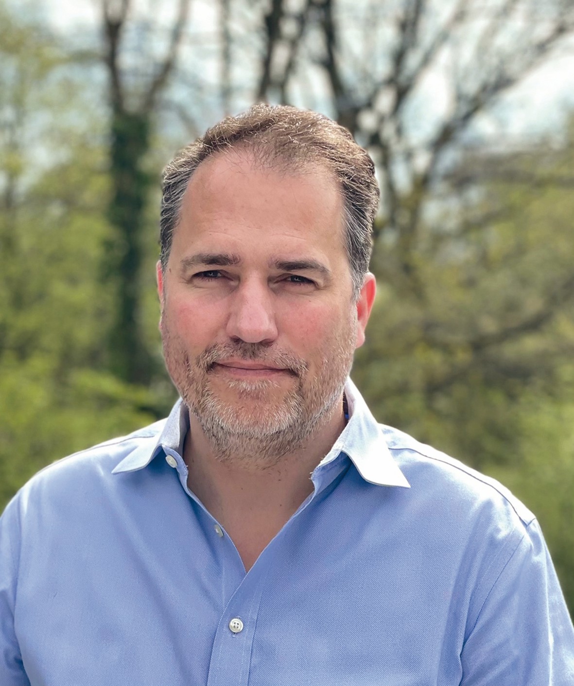 Jan Weitendorf von Hacht: „Was passieren müsste, damit sich das Streaming für die Hörbuchverlage lohnt: Es müsste von der Musikindustrie erkannt werden, dass das Hörbuch einen anderen Wert haben muss, da unsere Hörbuchtitel im Vergleich zur Musikindustrie nicht mehrfach gehört werden. Außerdem müsste die Auffindbarkeit der Hörbücher deutlich attraktiver gestaltet werden. Beim Hörbuch gibt es im Vergleich zur Musik viele weitere Kategorisierungen (nicht nur das Musikgenre, sondern das Genre, die Altersklasse, Hörspiel oder Lesung etc.).“ (Foto: privat)