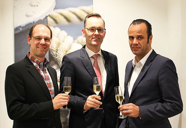 Lars Bauer (Geschäftsführer und Leiter der Business Unit P&B, Valora Holding Germany GmbH), Götz Grauert (Geschäftsführer Presse + Buch im Bahnhof Grauert GmbH) und Peter Obeldobel (Vorsitzender der Geschäftsführung Valora Holding Germany GmbH, v.l.)