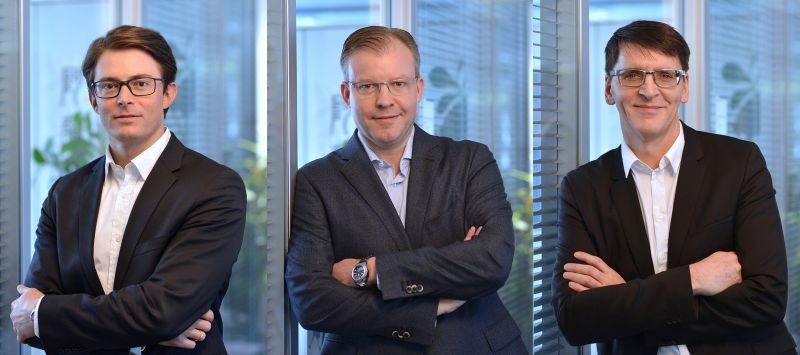 Matthias Bauer, Florian Fischer und Günter Schürger bilden künftig gemeinsam die Geschäftsführung des Unternehmens (Foto v.l.: Vogel Business Media/J. Untch).