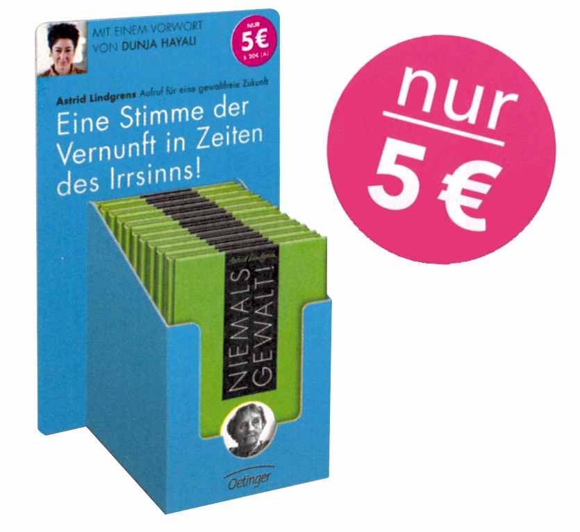 Preismarketing in der Buchbranche: Im März hat Oetinger die Weltfrieden-Utopie „Niemals Gewalt!“ von Astrid Lindgren auf den Markt gebracht. 80 Seiten für wohlfeile 5 Euro. Für die Aussage „nur 5 Euro“ kann allerdings abgemahnt werden, das ist am PoS im Zweifelsfall der Handel.