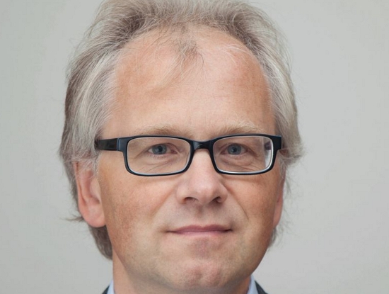 Lektor Volker Herzberg. Foto: Hanser Verlag