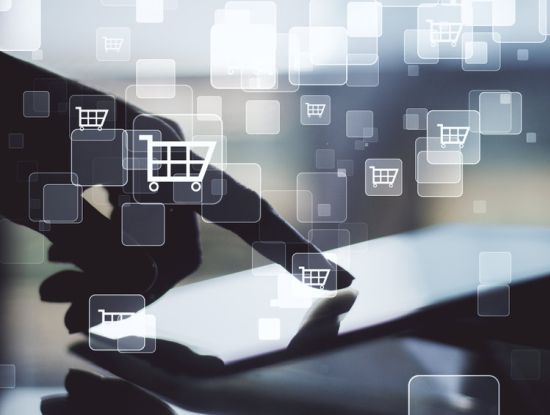 E-Commerce (Foto: 123RF.com/Peshkov)