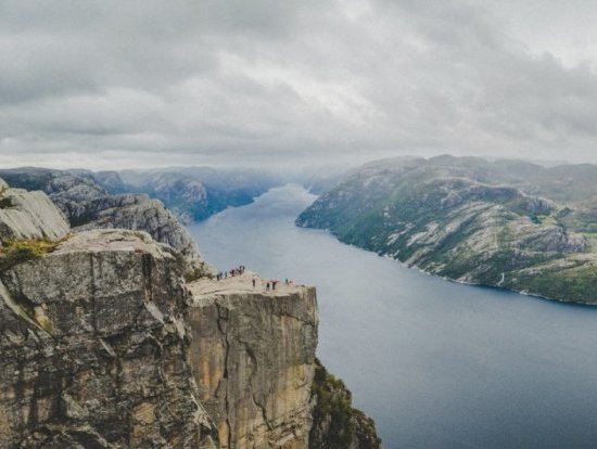 Der Fjord als beliebter Krimi-Spielort (Foto: 123rf.com_pierricklemaret)