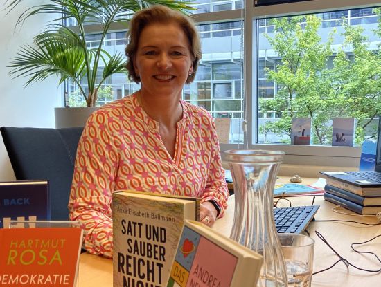 Viel Expertise: Sigrid Fortkord ist seit 2019 in der Verlagsgruppe Penguin Random House angestellt. Davor war sie Leiterin des Gütersloher Verlagshauses und langjährige Programmleiterin Belletristik beim Club Bertelsmann